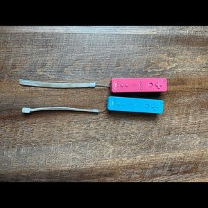 WII controllers! Pink and blue